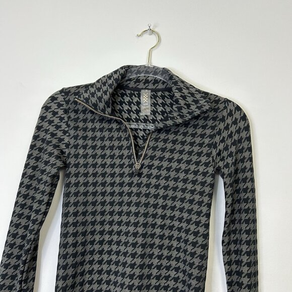 Rhone Houndstooth Seamless Base Layer 1/4 Zip Top Women’s Size XS Black Gray - Picture 3 of 7